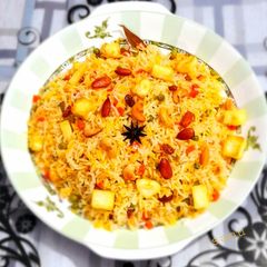 A picture of Navaratan Pulao.