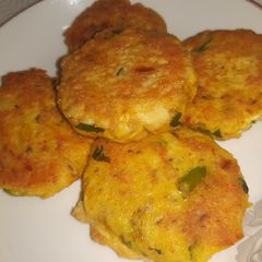 A picture of Crispy chicken potato cutlets.