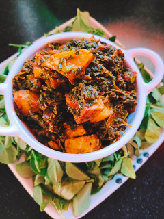 मेथी आलू (Methi aloo recipe in Hindi) रेसिपी मुख्य फोटो