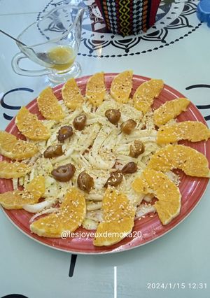 Une photo de Salade fenouil/ orange 🍊 et dattes