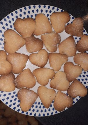 Una foto de Galletitas de limón azucaradas 🍋🍋🍋