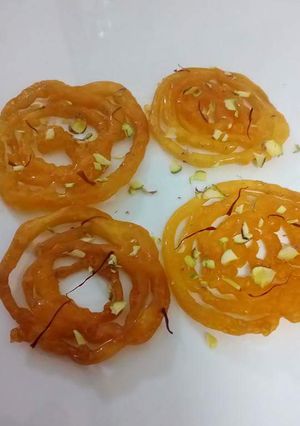 A picture of Instant jalebi.