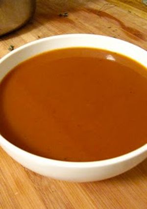A picture of Espagnole sauce.