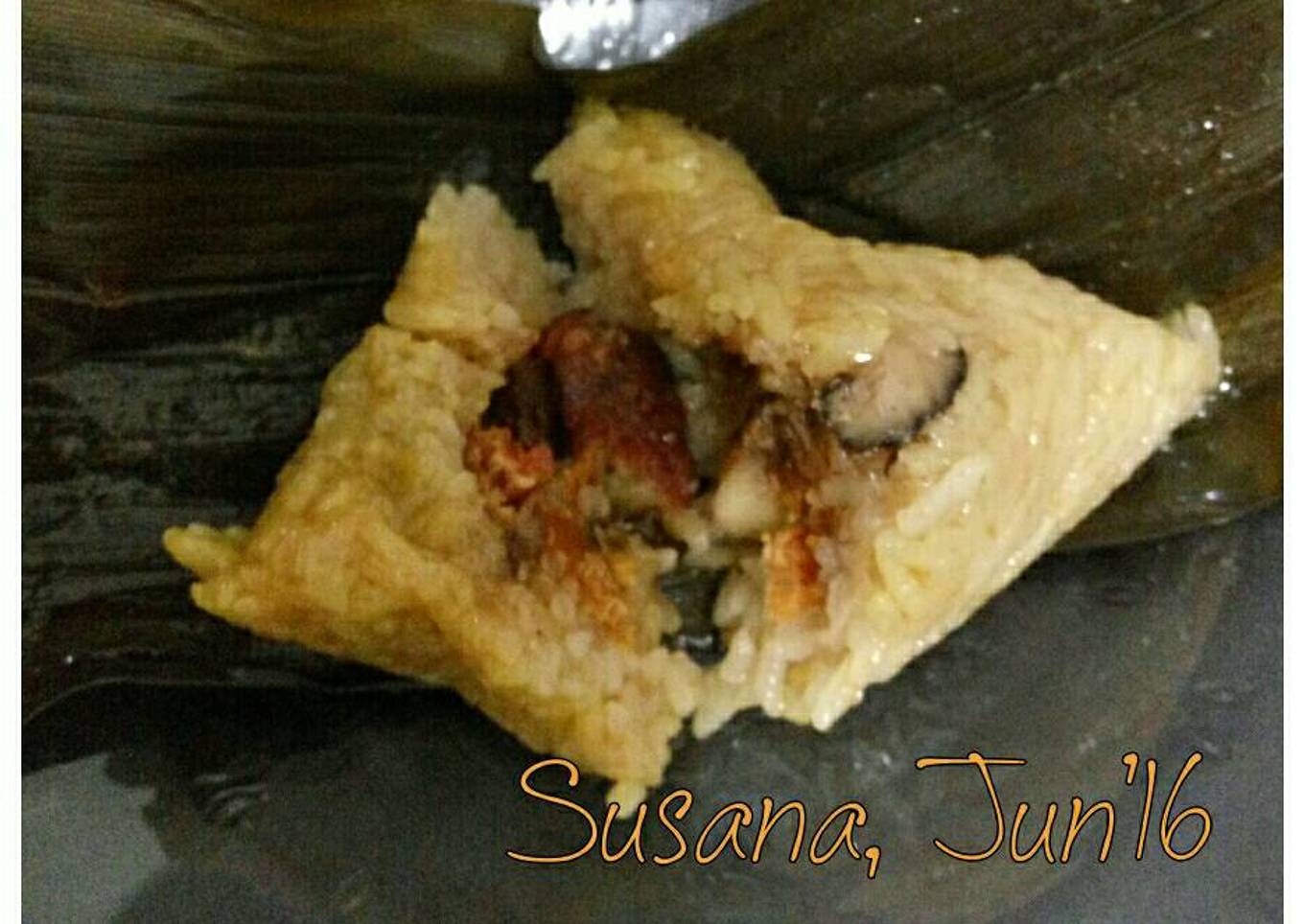 Bakcang Babi Komplit