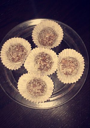 صورة لوصفة كرات البسكوت بالكاكاو