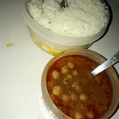 A picture of White chana and boiled rice.