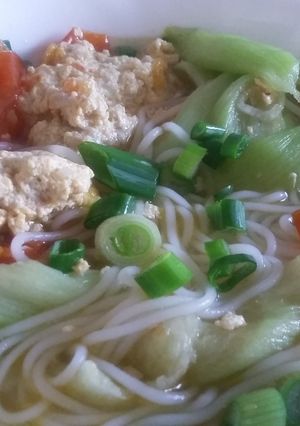 Hình của món Bún thịt trứng.