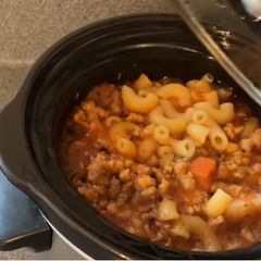 A picture of Easy Vegan Mini Crockpot Pasta.