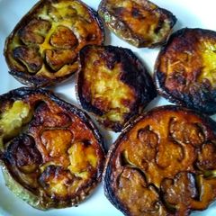 Begun bhaja A picture of Begun bhaja.