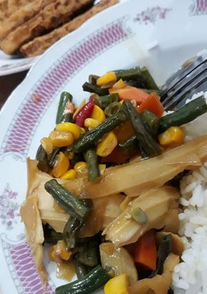 Foto resep Oseng kelapa muda