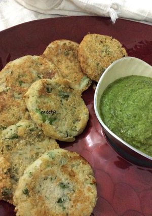 A picture of Oats Mini Uthappam.