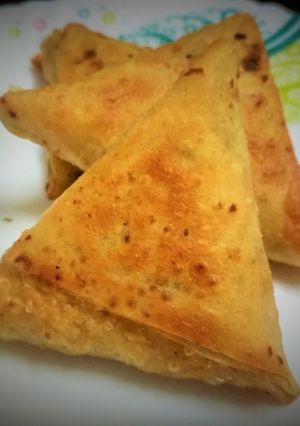 A picture of Corn samosa.