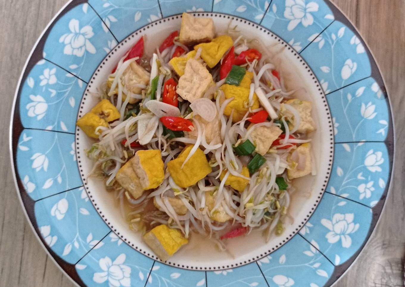 Tumis tauge tahu kuning