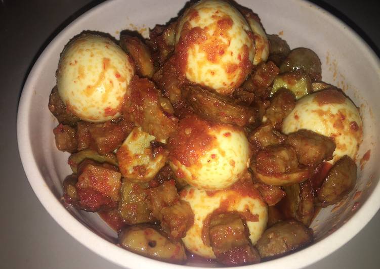 Telur jengkol tempe balado
