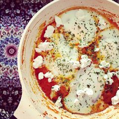 A picture of Egg Shakshuka.