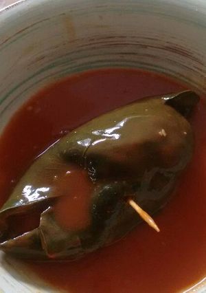 Una foto de Chiles poblanos en salsa. ॐ