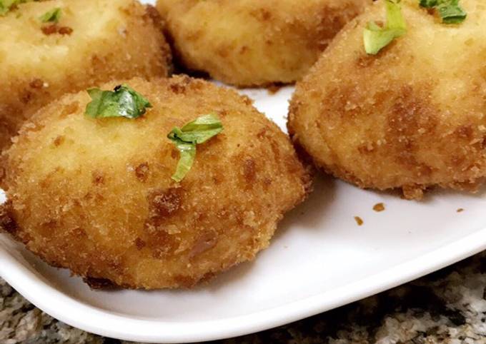 Easiest Way to Prepare Any-night-of-the-week Cheesy potatoes balls