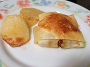 Una foto de relleno de ravioles de carne