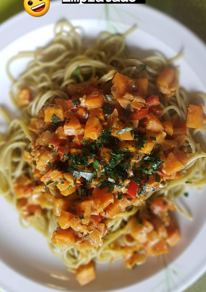 Una foto de Vegetales en salsa sin tomate para acompañar Pastas