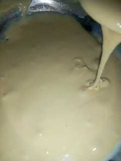 A picture of Milk glaze for donut.
