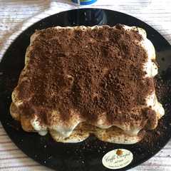 A picture of Yogurt Tiramisu.
