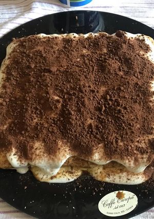A picture of Yogurt Tiramisu.