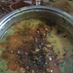 A picture of Dal fry.