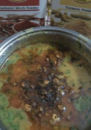 A picture of Dal fry.