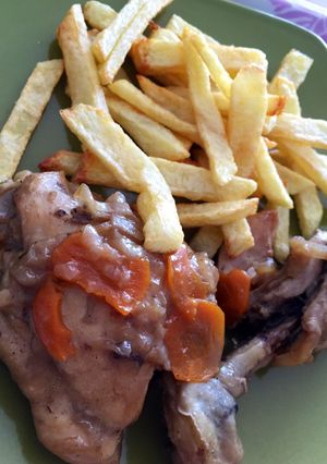 Una foto de Pollo a la cerveza 🍺