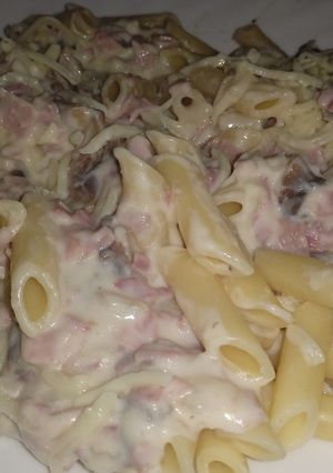 Una foto de Salsa Caruso