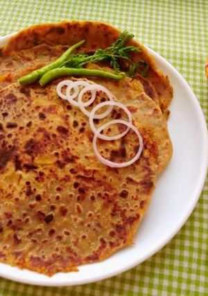 आलू पराठा रेसिपी मुख्य फोटो