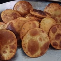 A picture of Sweet potato Puri.