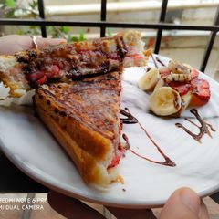 A picture of Fruit Sandwich.
