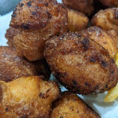 A picture of Deep Fried Cinnamon Crescents.