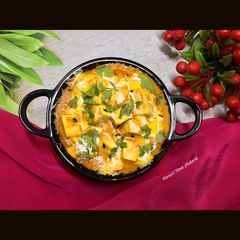A picture of Mughlai Paneer Makhani.