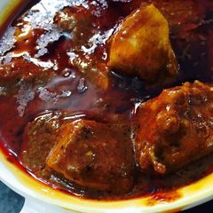 A picture of Saoji Mutton Curry.