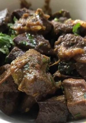 A picture of Fry kaleji masala.