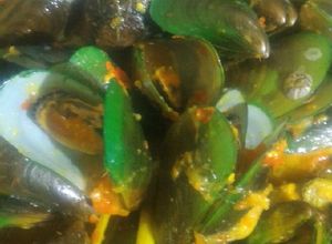 Foto resep Kerang ijo bumbu kuning extra pedas