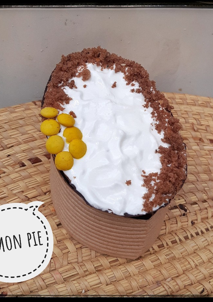 Una foto de Huevos de Pascua rellenos versión lemon pie