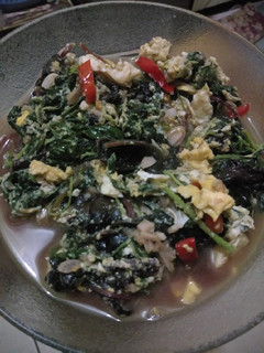 Foto resep Tumis bayam telor