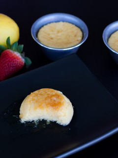 Una foto de Flan de limón