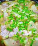 Canh Bầu Chua Nấu Tôm Thịt