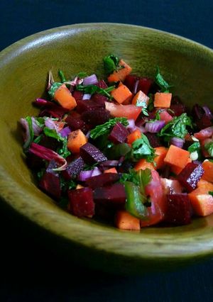 A picture of Carrot And Beetroot Salad.