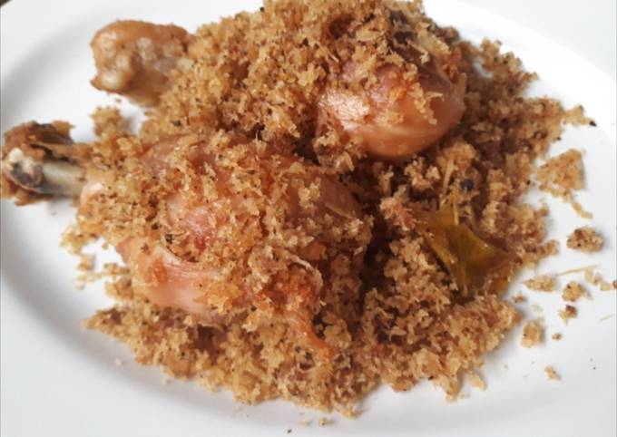 Ayam goreng serundeng