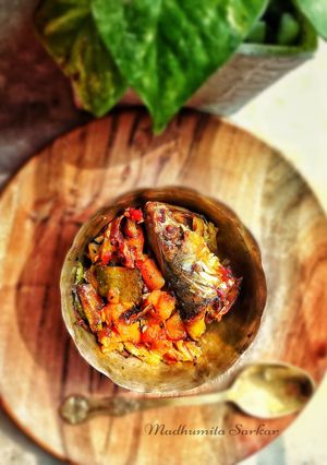 ইলিশ মাছের মুড়ো র কাটা চচ্চড়ি (illish macher kata chocchoiri recipe in Bengali) রেসিপির প্রধান ছবি