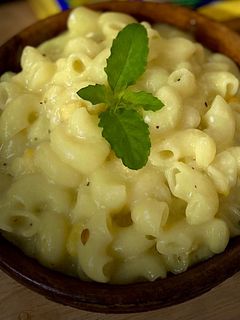 चीज़ क्रीम मैकरॉनी(cheese cream macaroni recipe in hindi) रेसिपी मुख्य फोटो
