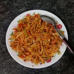 Chinese bhel A picture of Chinese bhel.