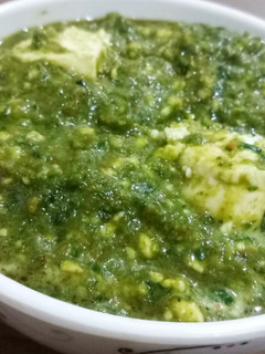पालक पनीर (Palak Paneer recipe in hindi) रेसिपी मुख्य फोटो