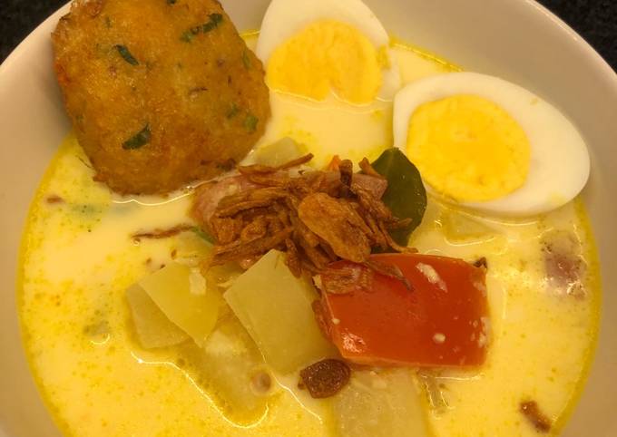 Soto betawi kuah susu