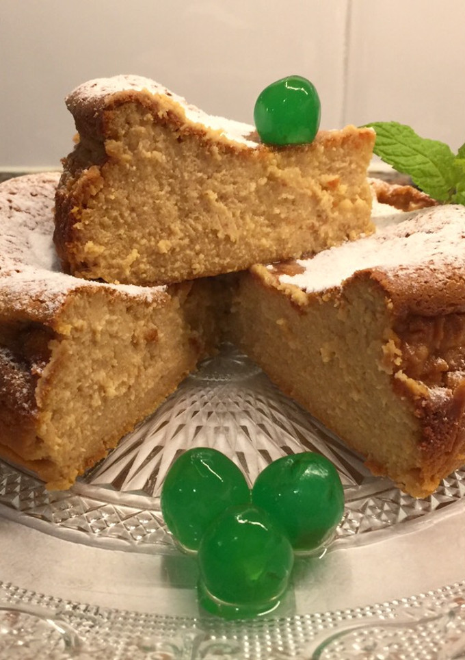 Una foto de Tarta de queso y turrón